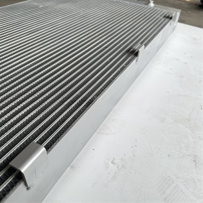 Aftermarket Oil Cooler Oil Heating Radiator Volvo EC240B EC290B 14514357